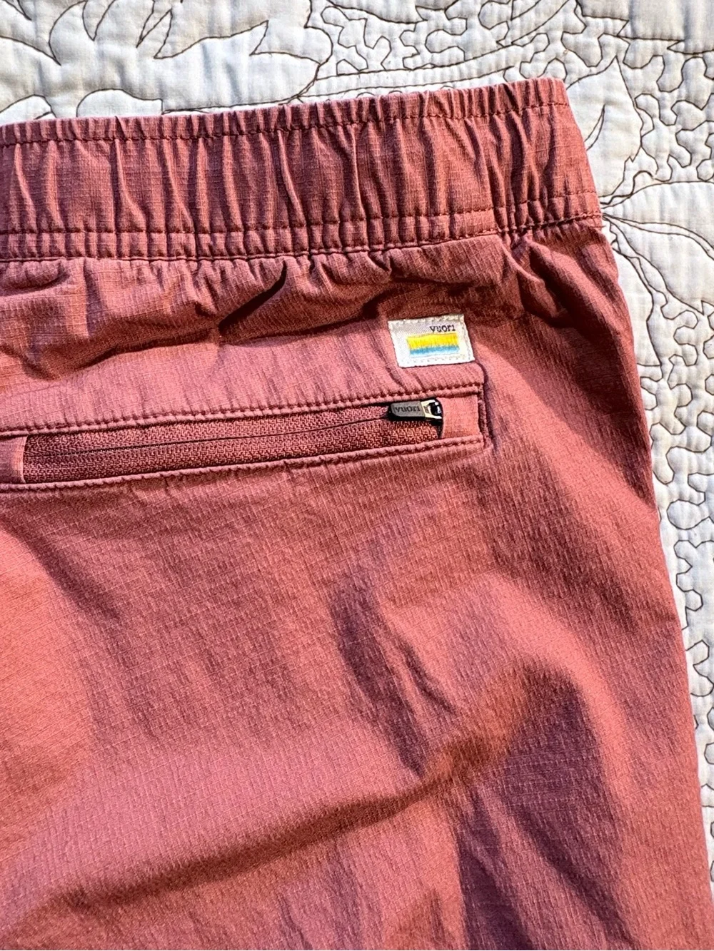 Vuori Ripstop Crop Pants Earthy Red Raw Hem Drawstring Lightweight Sz L🧡 - Picture 5 of 8